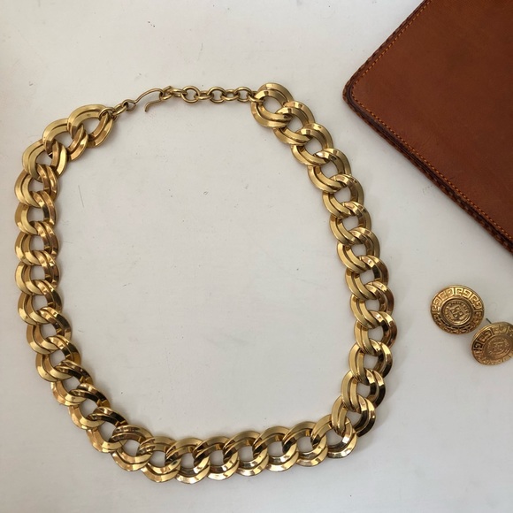 Monet Jewelry - ◽️Monet◽️large link goldtone chain necklace
